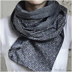 Шарф "Штрихи" серо-фиолетовый фото