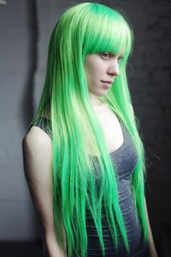 Парик длинный "Ультра-зеленый" фото