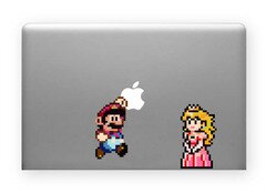 Наклейка на Макбук Марио фото