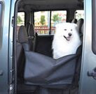 Накидки для перевозки собак в авто в салоне с защитой дверей фото